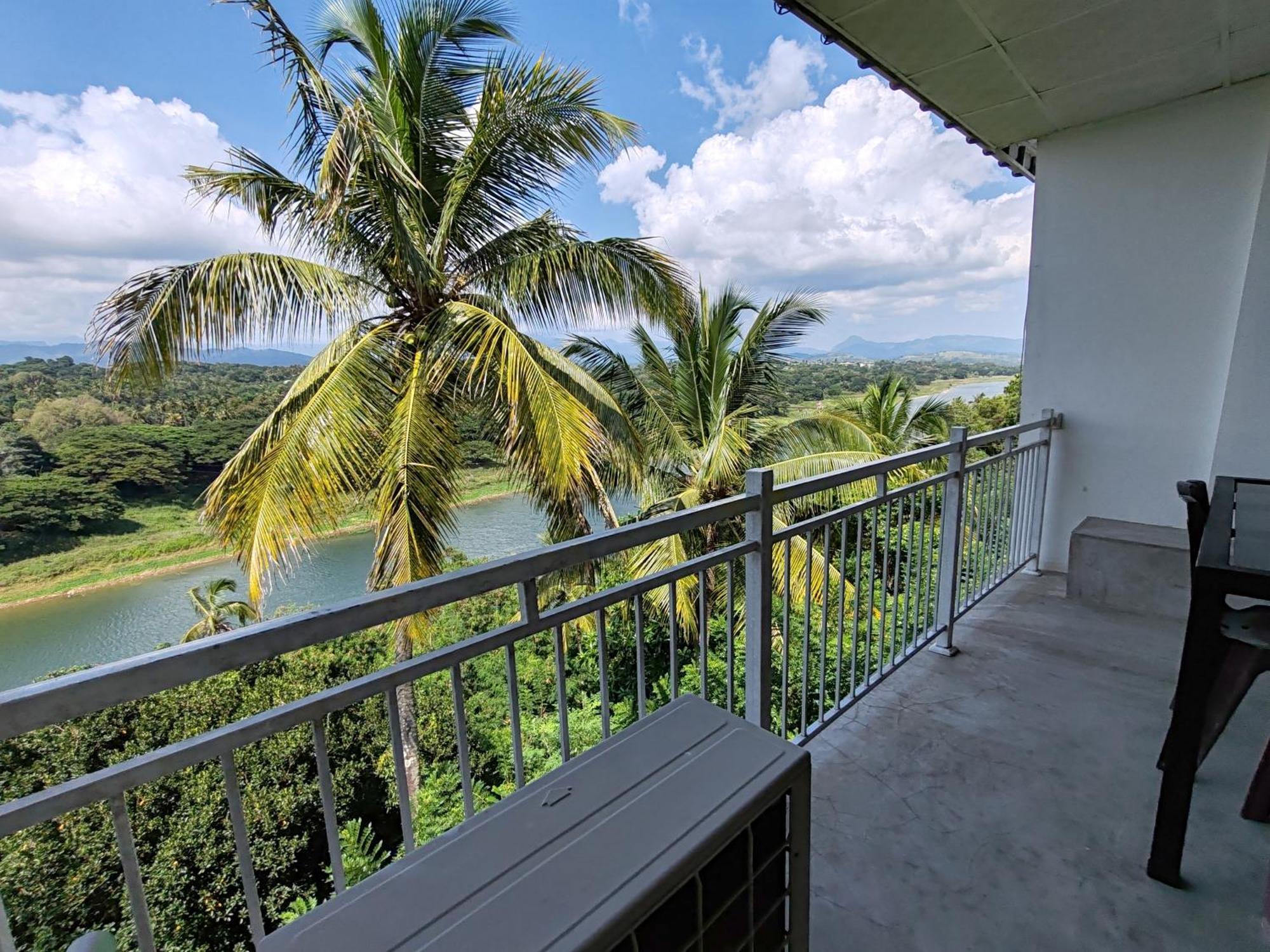 Mahaweli View Inn 캔디 외부 사진